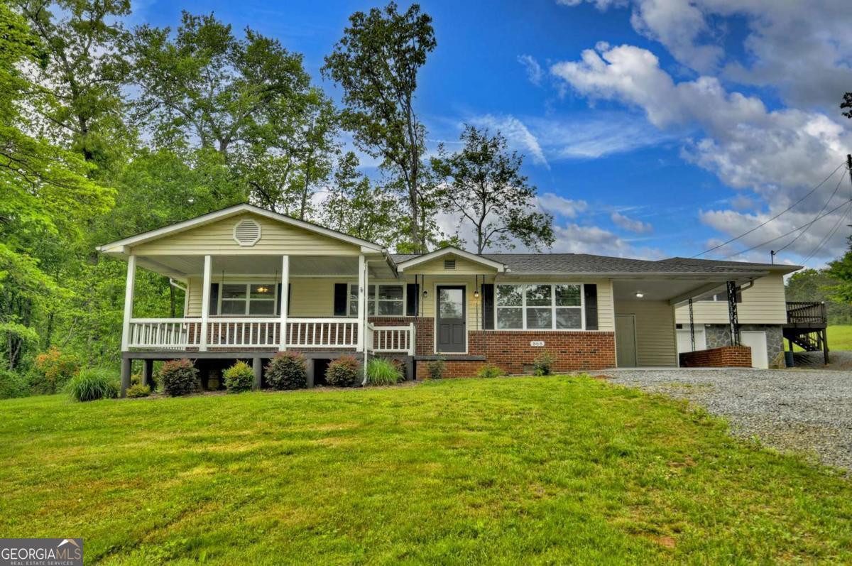 868 Sugar Creek RD