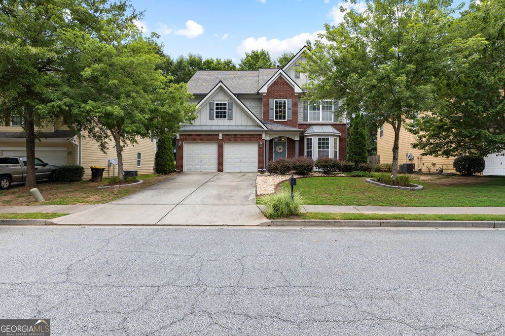 Photo of 77 Lakeshore Parkway, Newnan, GA 30263 (MLS # 10805256)