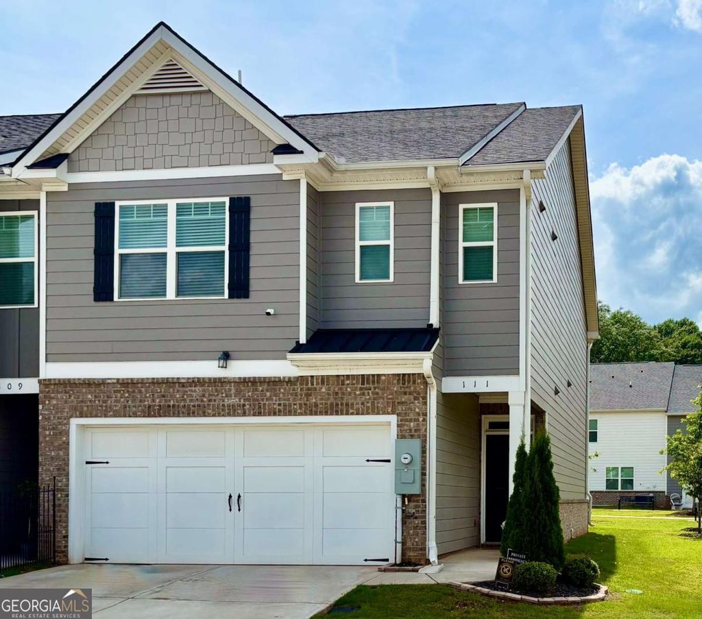 Photo of 111 Hampton Circle, Mcdonough, GA 30253 (MLS # 10791739)