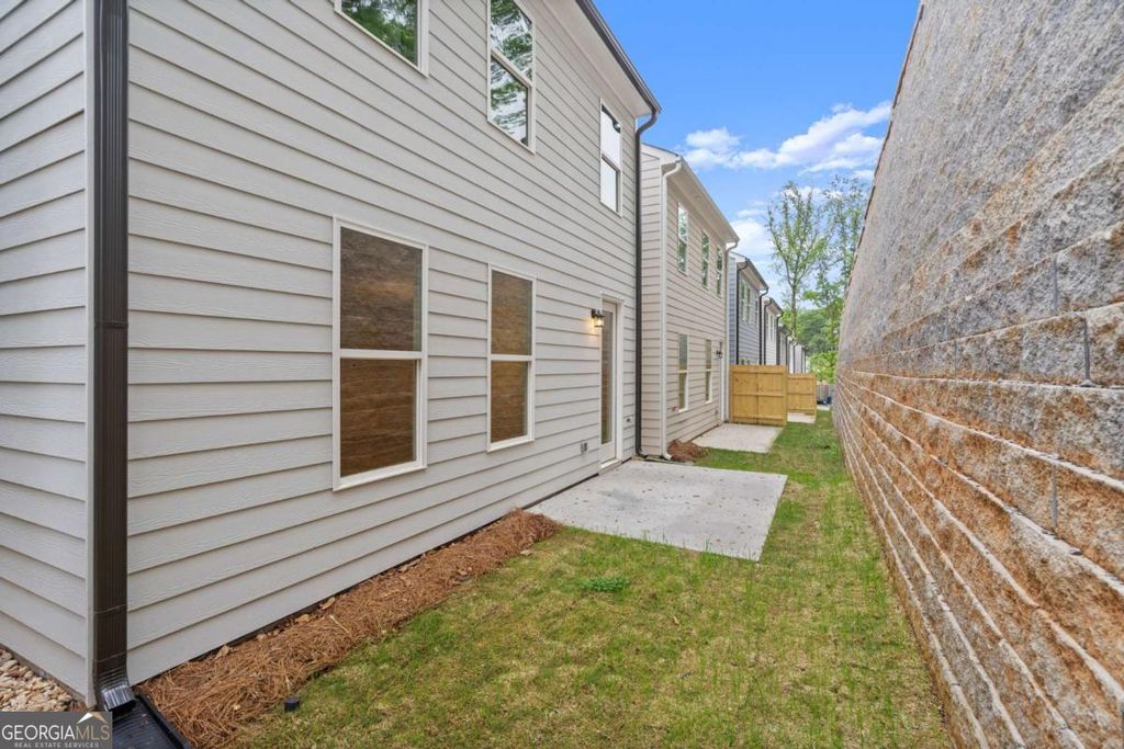 Photo of 694 Smokey Quartz Way, Kennesaw, GA 30144 (MLS # 10664459)