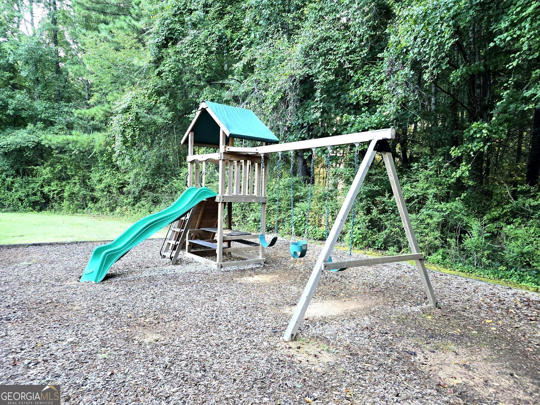 Mableton, Georgia 30126, United States, 3 Bedrooms Bedrooms, ,3 BathroomsBathrooms,Residential,Active,168275