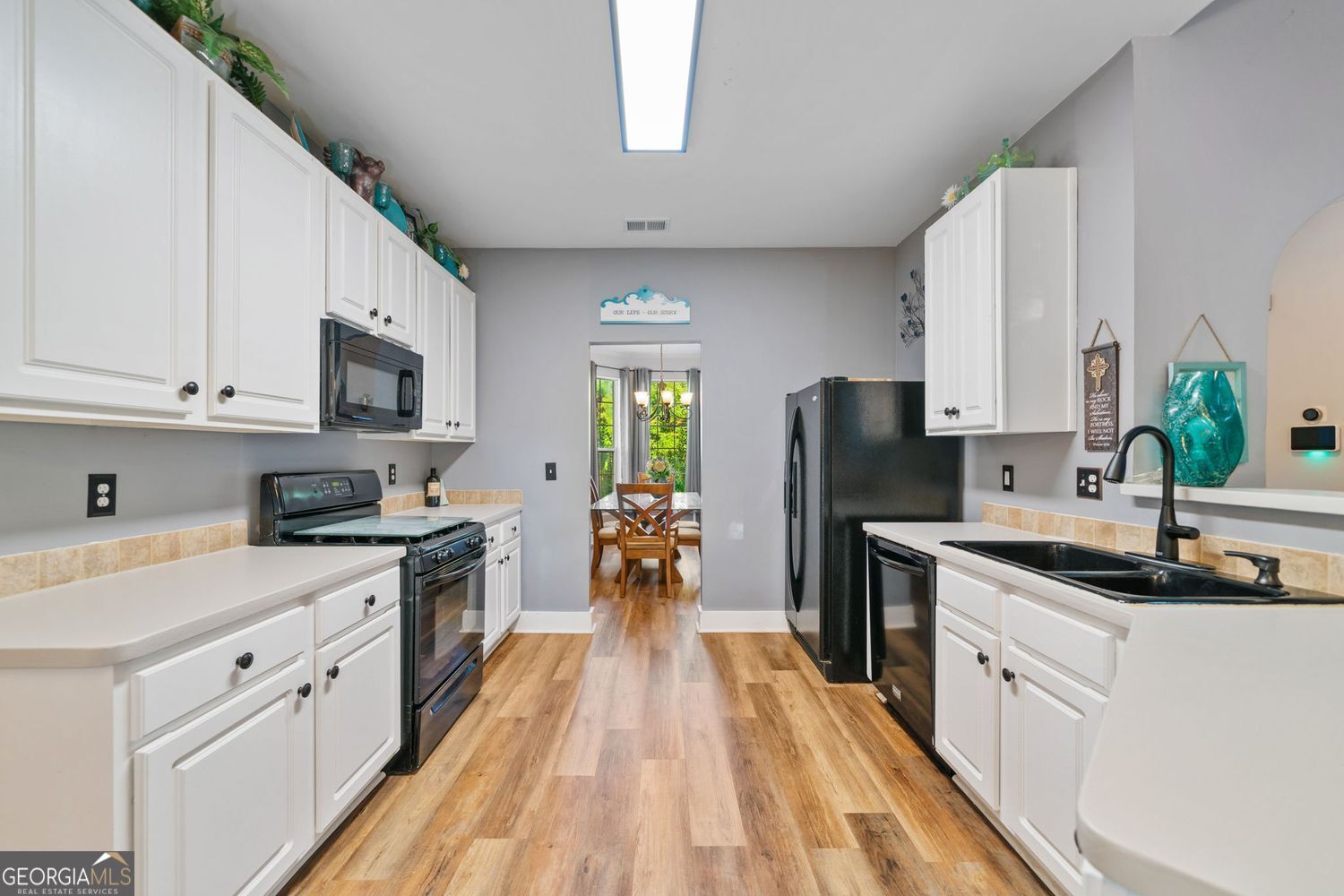 Mableton, Georgia 30126, United States, 3 Bedrooms Bedrooms, ,3 BathroomsBathrooms,Residential,Active,168275