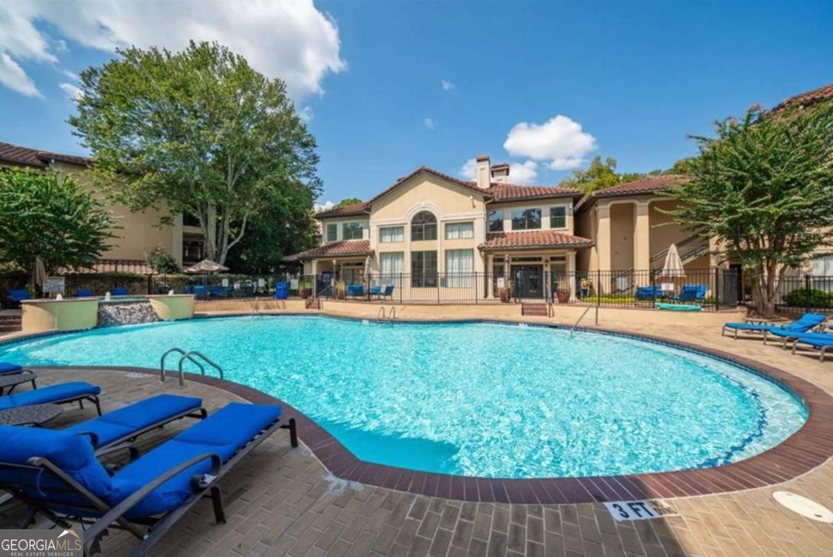 Peachtree Place - Residential