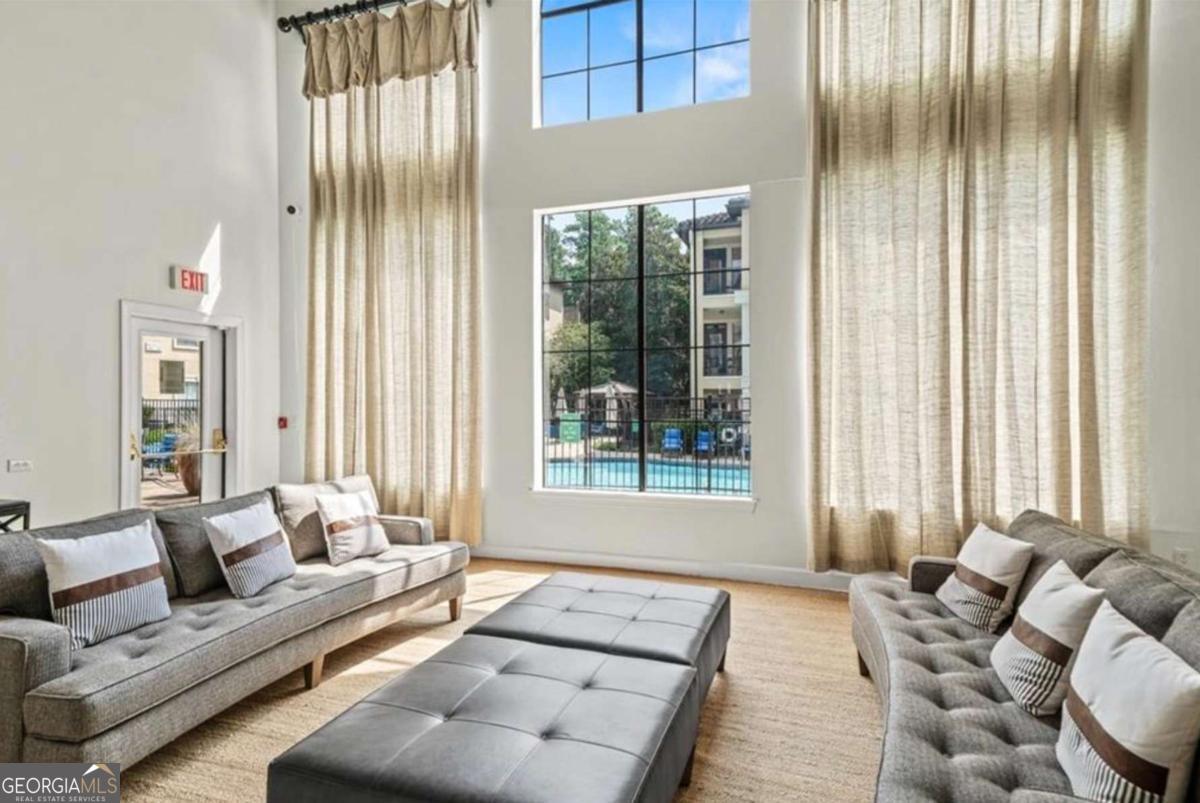 Peachtree Place - Residential