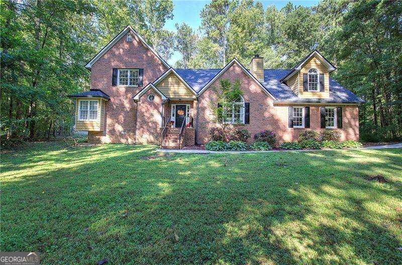 Photo of 5180 Brownwood Drive, Powder Springs, GA 30127 (MLS # 10867117)