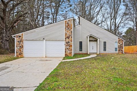 295 River Chase DR Jonesboro GA 30238