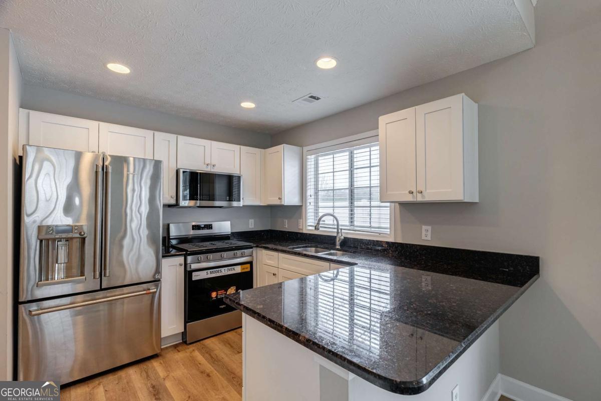 Avensong - Residential Lease