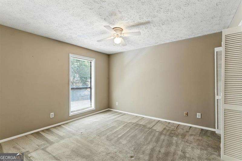 CEDAR CIRCLE - Residential