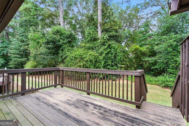 CEDAR CIRCLE - Residential