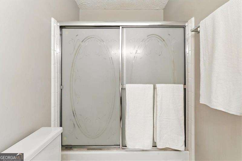 CEDAR CIRCLE - Residential