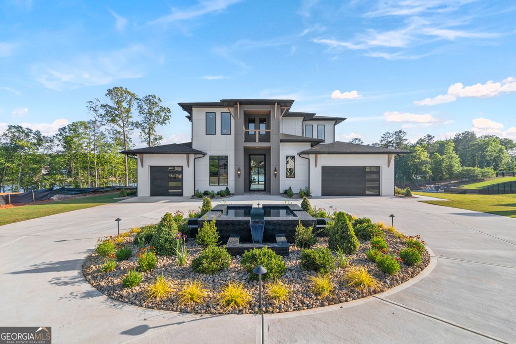 Photo of 295 SNUG HARBOR Pl, Newnan, GA 30263 (MLS # 10768662)