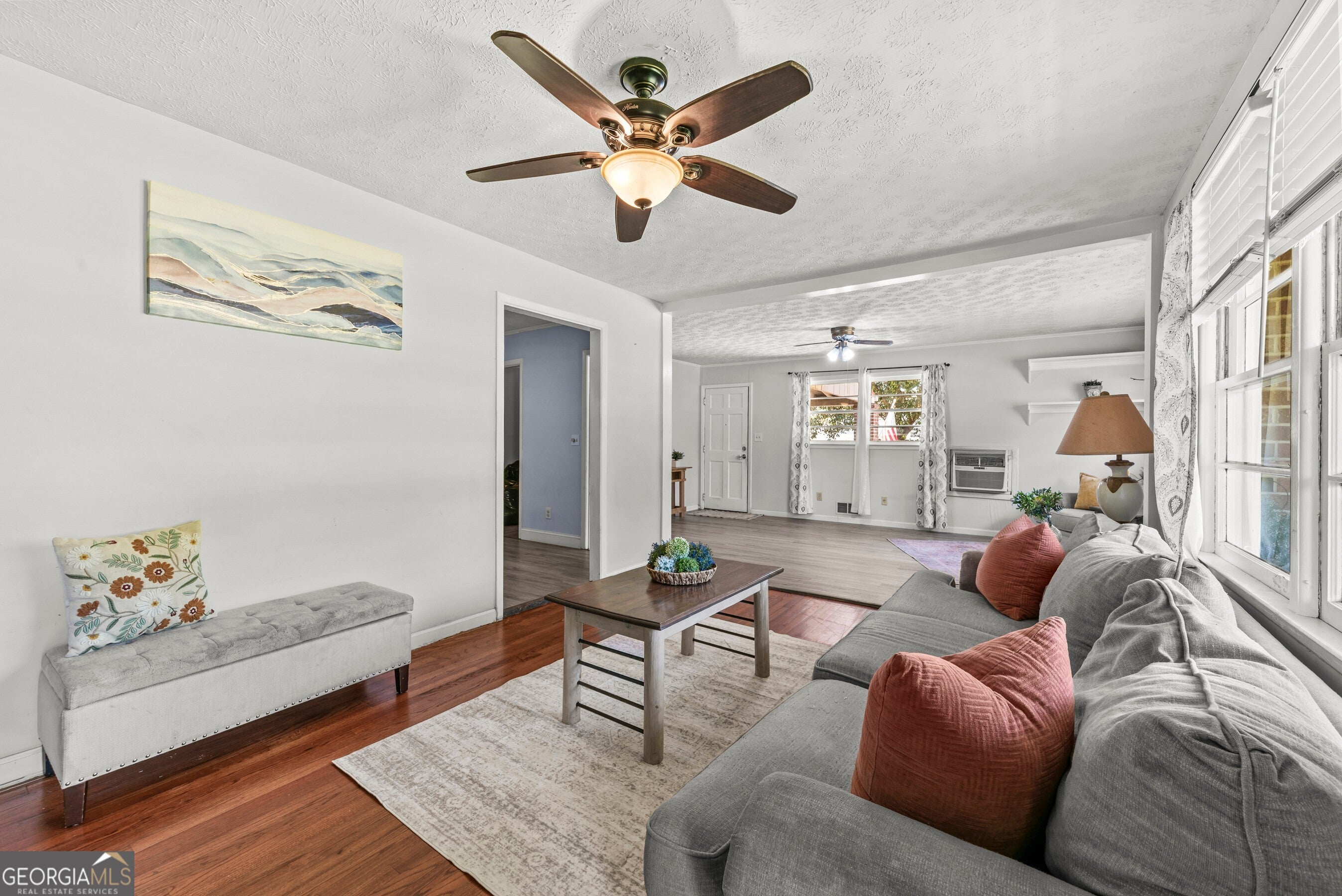 157 Glendale HTS