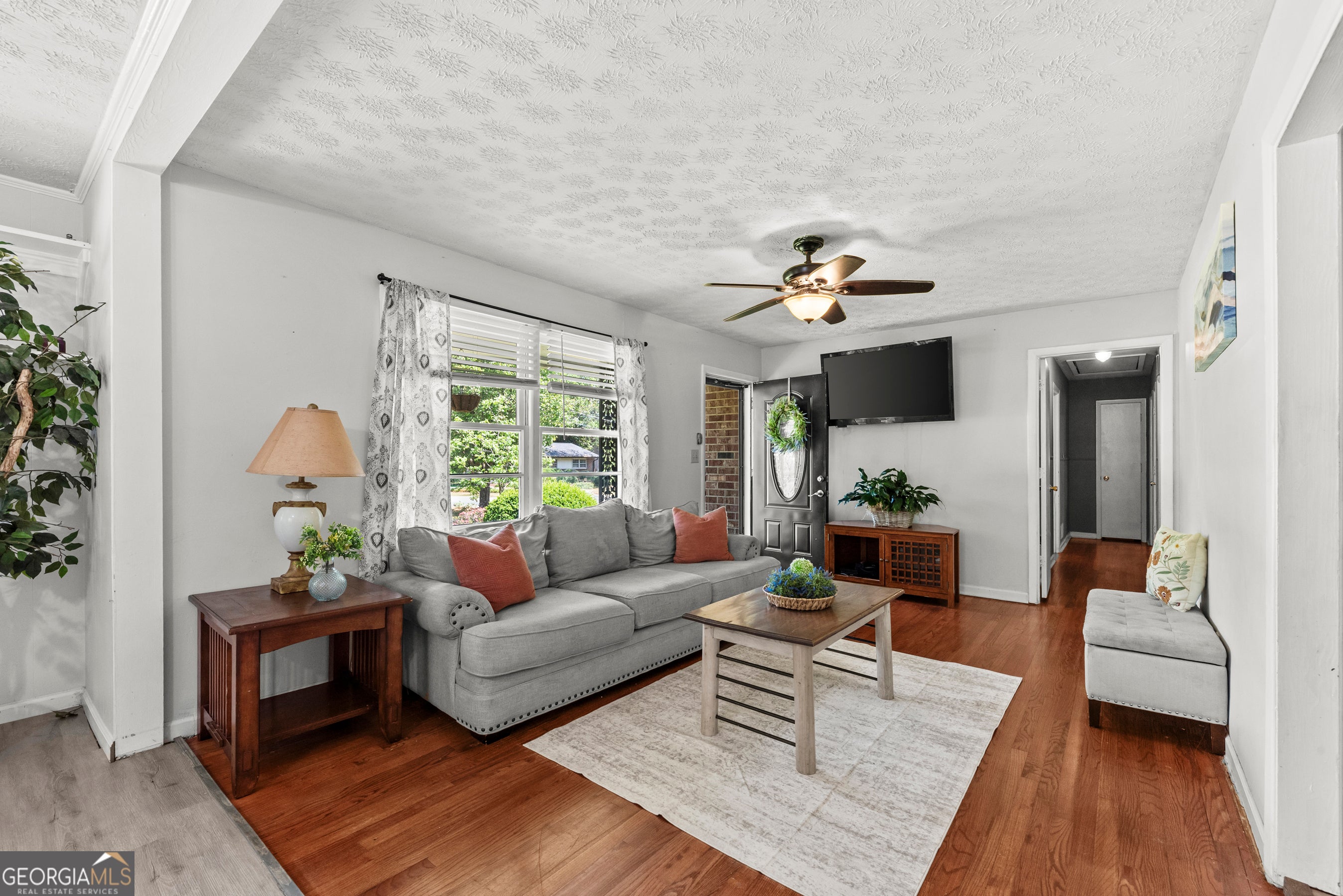 157 Glendale HTS