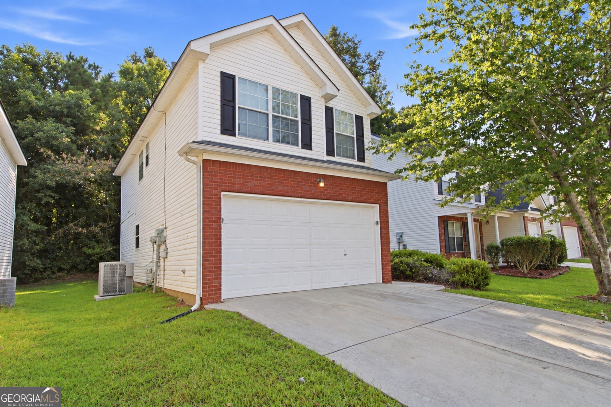 2429 Wood Bend LN