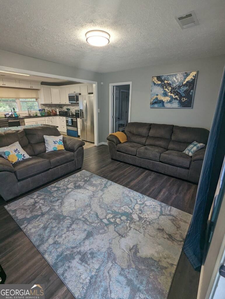 6977 Eunice DR