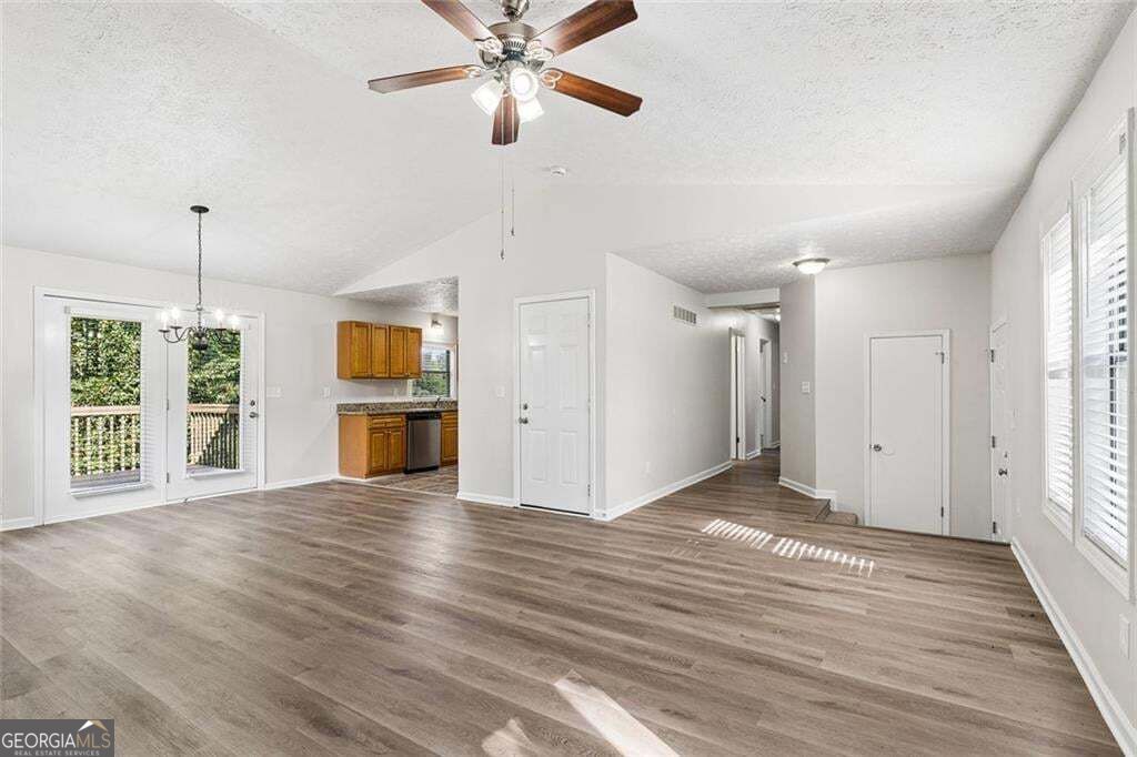 1015 Malibu DR