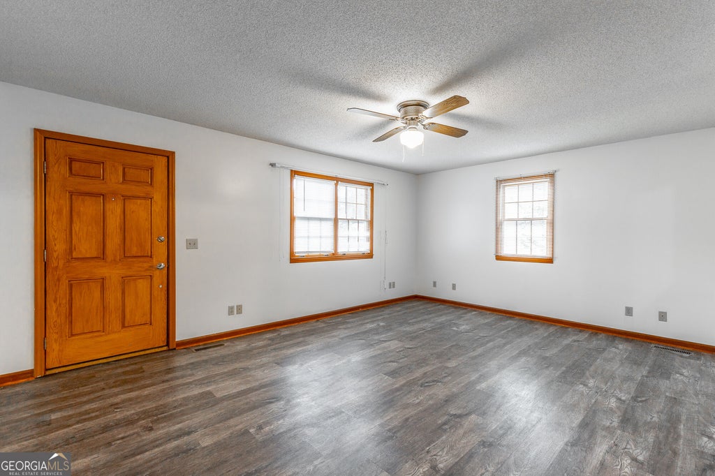 Photo of 127 S Center Street, Rossville, GA 30741 (MLS # 10855366)
