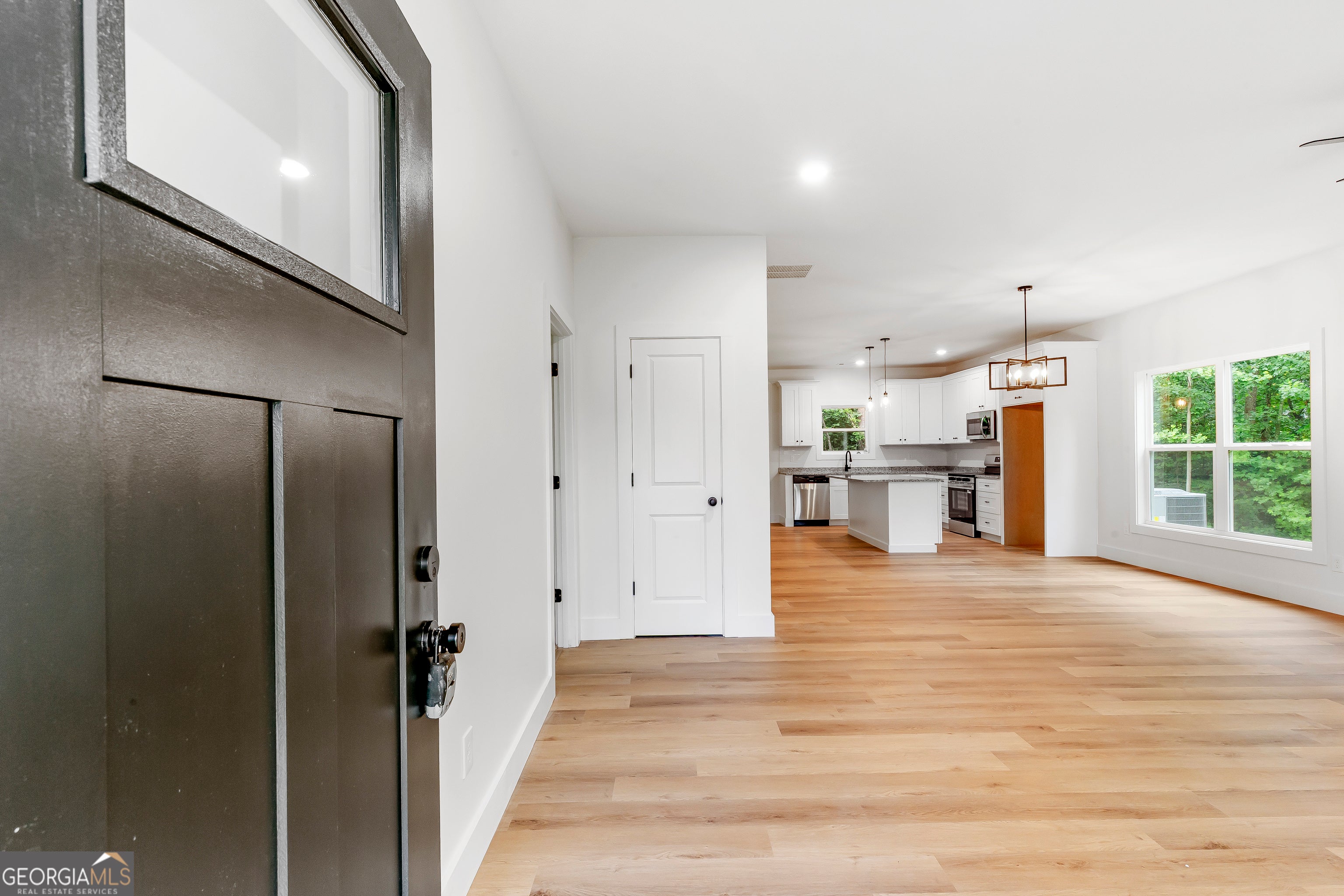 128 Creek DR