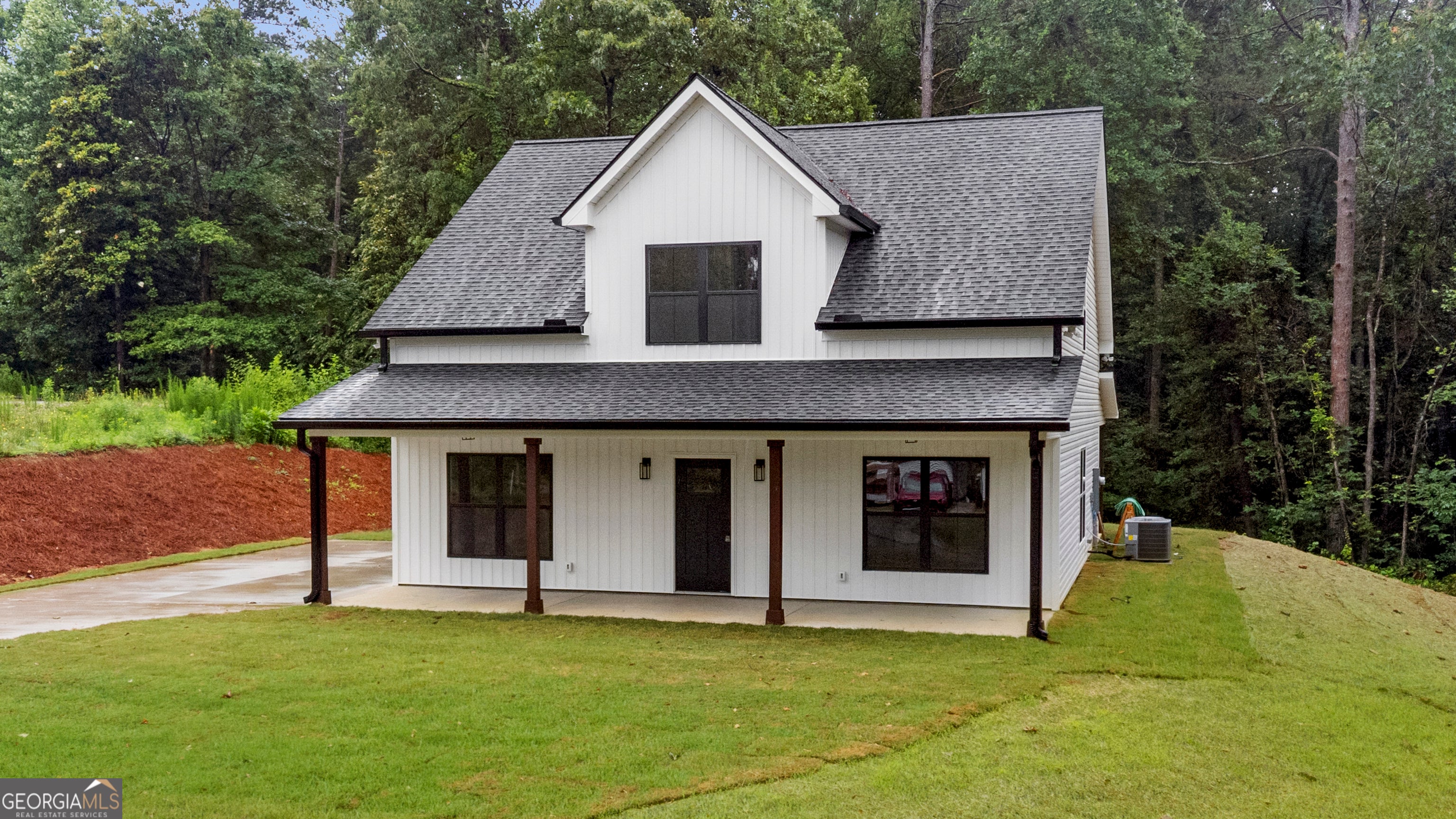 128 Creek DR
