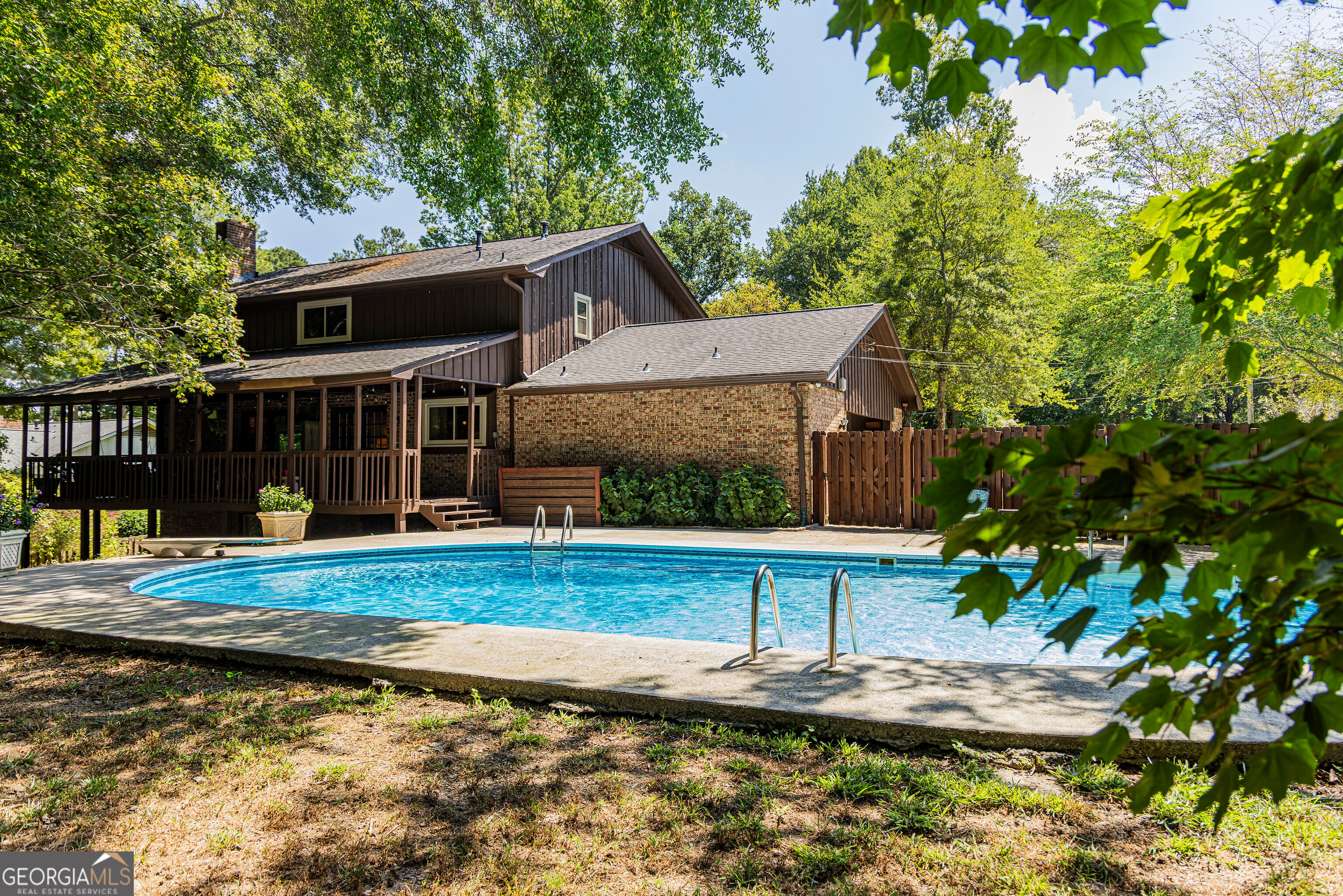 108 Rollingwood CIR NW