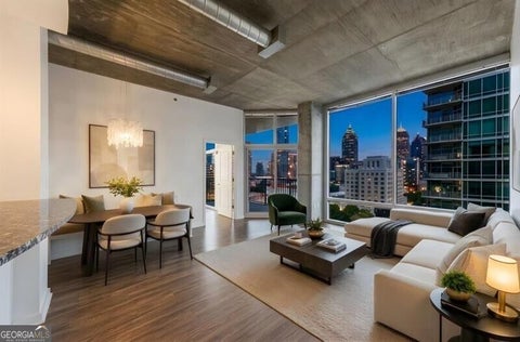 Photo of 923 Peachtree Street NE #1428, Atlanta, GA 30309 (MLS # 10828586)