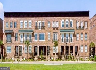 Savannah, Georgia 31401, United States, 3 Bedrooms Bedrooms, ,4 BathroomsBathrooms,Residential,Active,34739