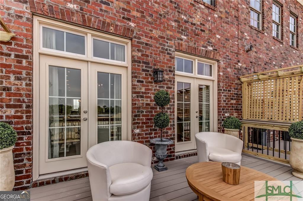 Savannah, Georgia 31401, United States, 3 Bedrooms Bedrooms, ,4 BathroomsBathrooms,Residential,Active,34739