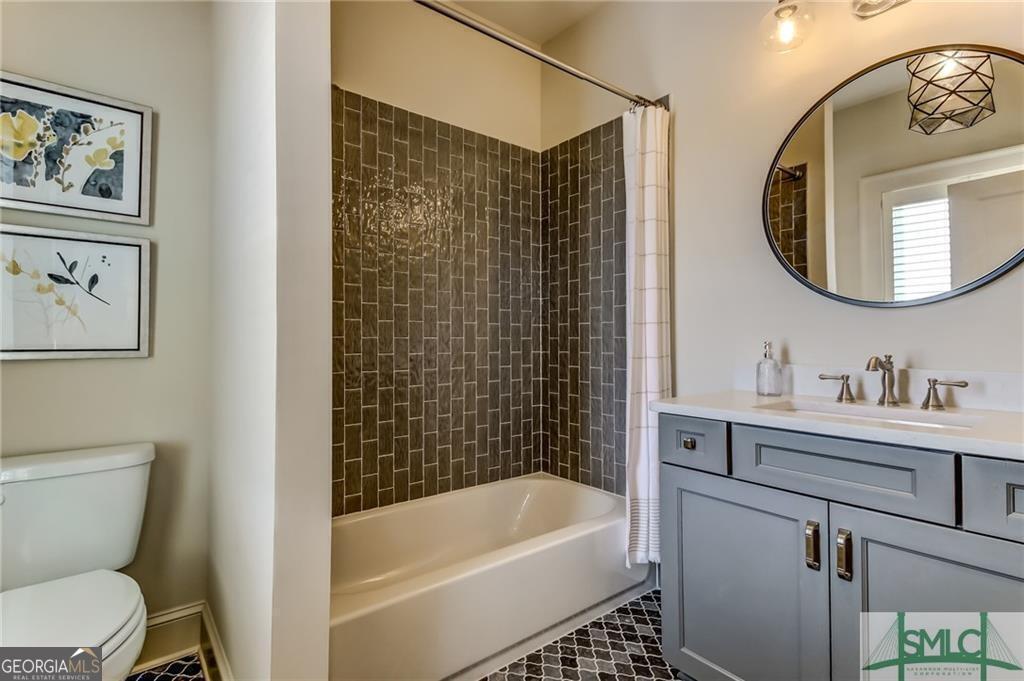 Savannah, Georgia 31401, United States, 3 Bedrooms Bedrooms, ,4 BathroomsBathrooms,Residential,Active,34739