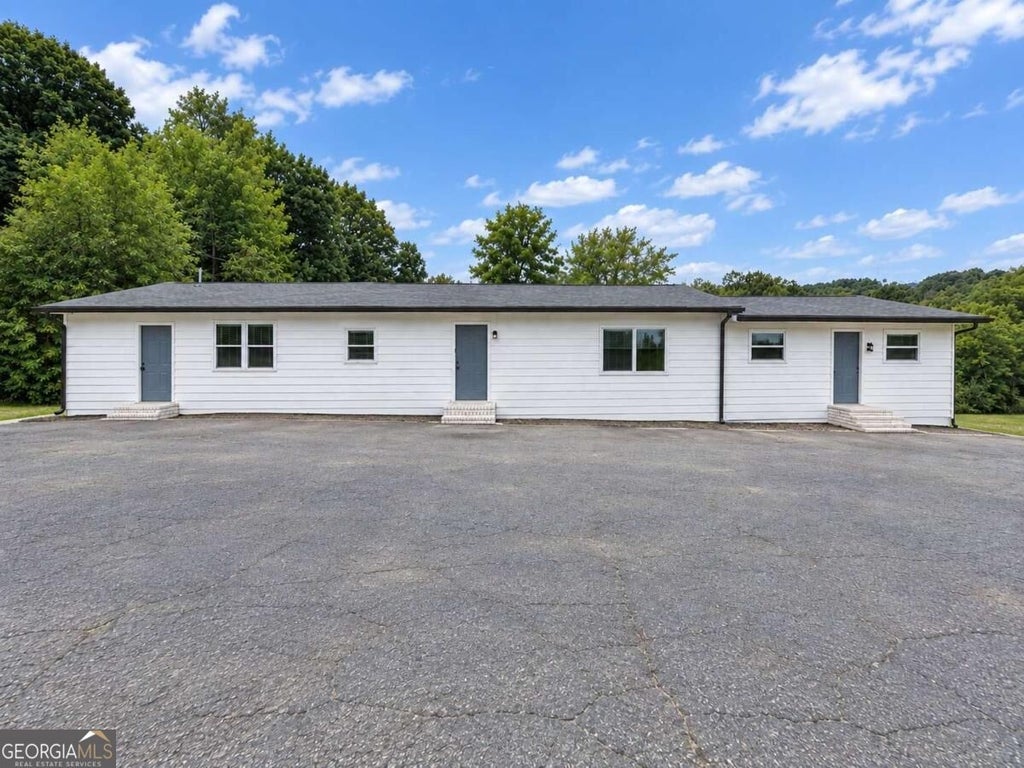 Photo of 801 Peeples Valley Road NW #B, Cartersville, GA 30121 (MLS # 10856909)