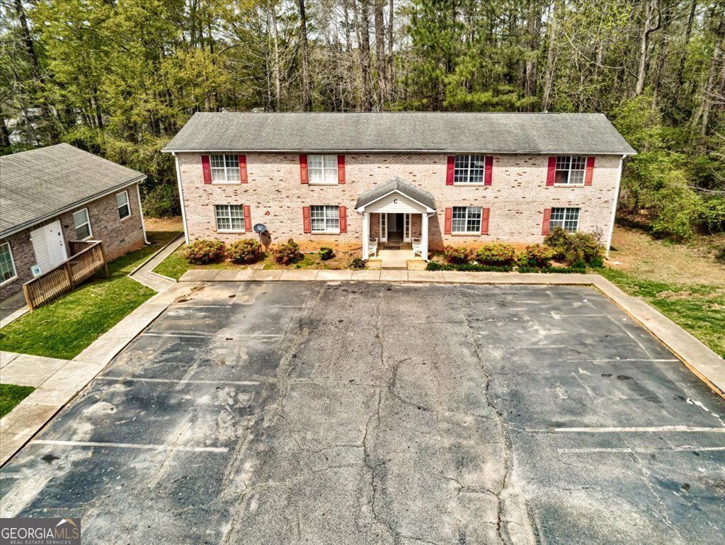 Photo of 111 W Burke Street #UNIT C-1, Stockbridge, GA 30281 (MLS # 10676148)