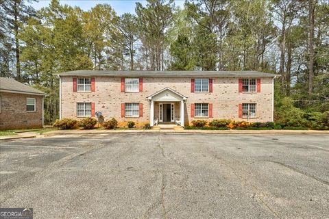 Photo of 111 W Burke Street #UNIT C-1, Stockbridge, GA 30281 (MLS # 10676148)