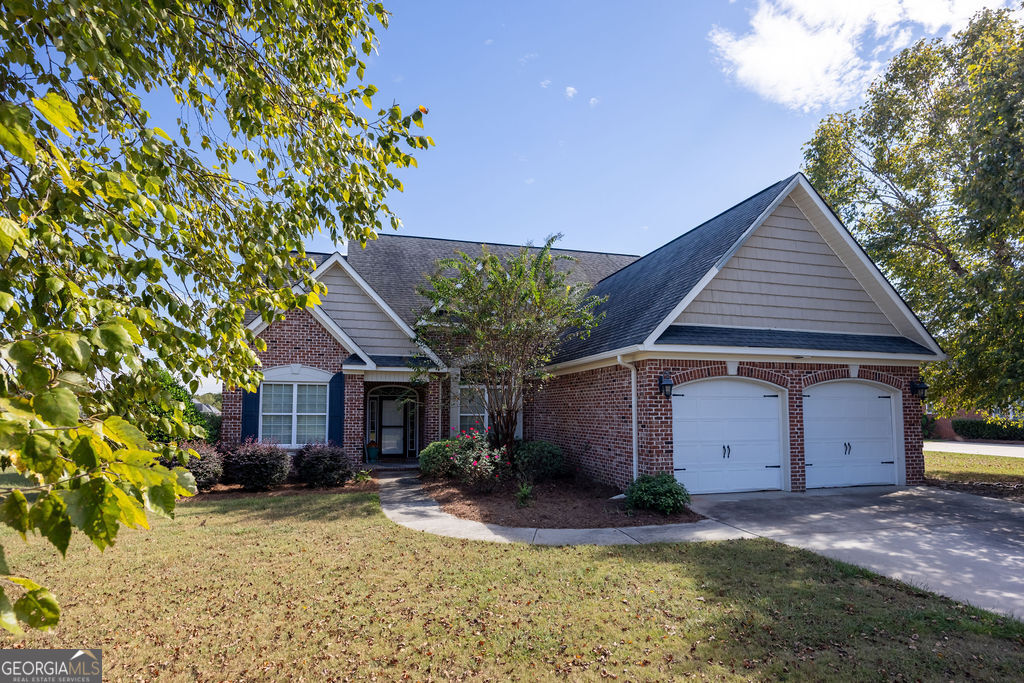 125 Peregrine DR