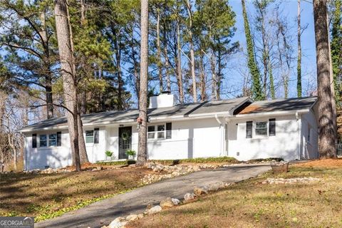 Photo of 1463 Dewberry Trail, Marietta, GA 30062 (MLS # 10671090)