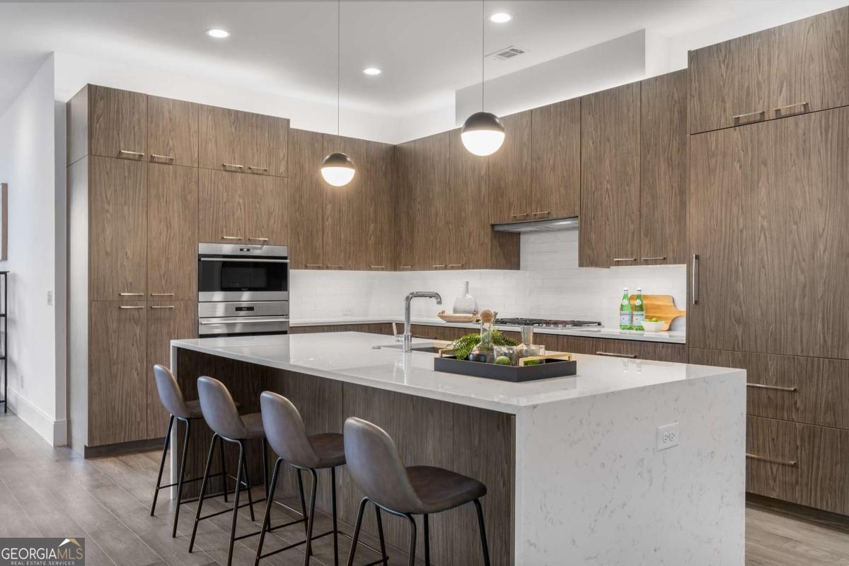 1494 Red Fox DR NE D