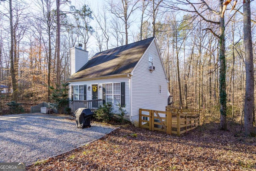 Photo of 2310 Fleetwood Drive, Cumming, GA 30041 (MLS # 10694246)