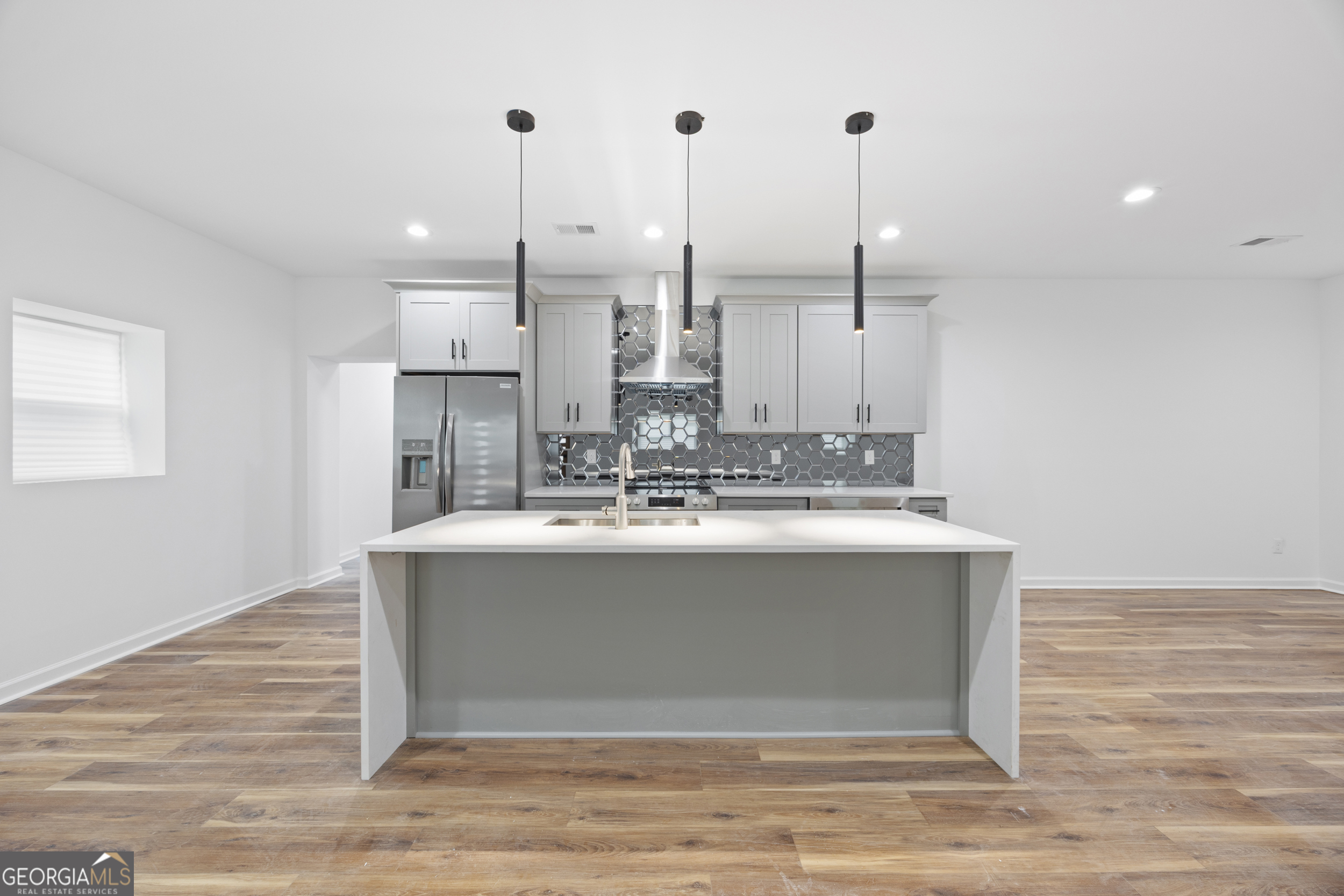 1386 Elizabeth AVE SW