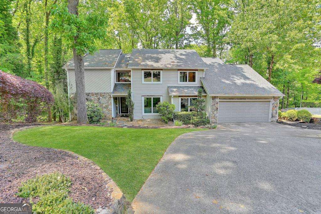 Photo of 345 Clear Creek Court, Roswell, GA 30076 (MLS # 10753496)