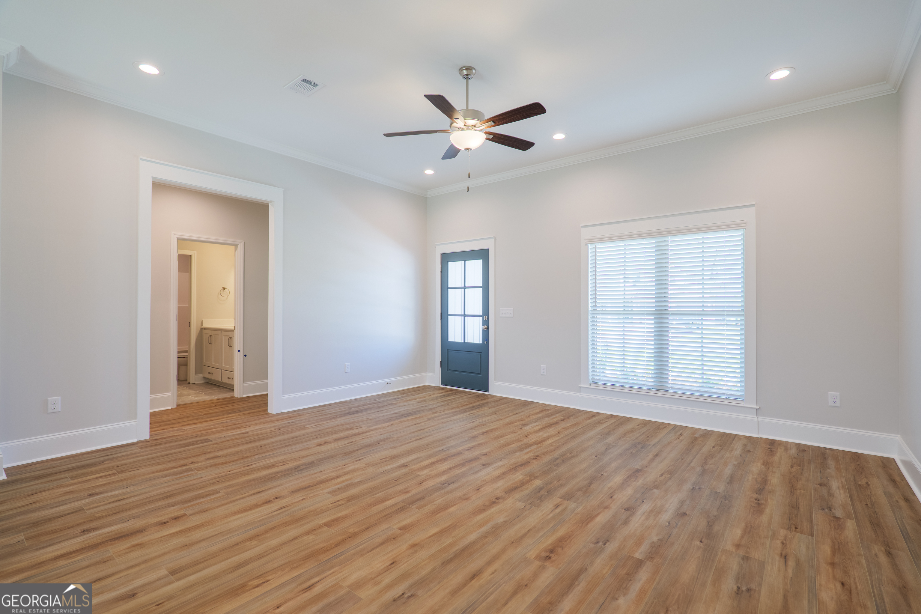 3916 Bull Run