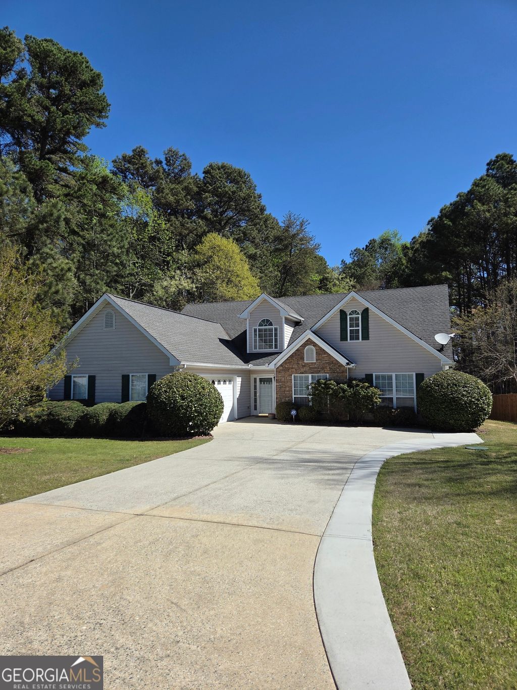Photo of 2575 Hamilton Parc Lane, Buford, GA 30519 (MLS # 10741655)