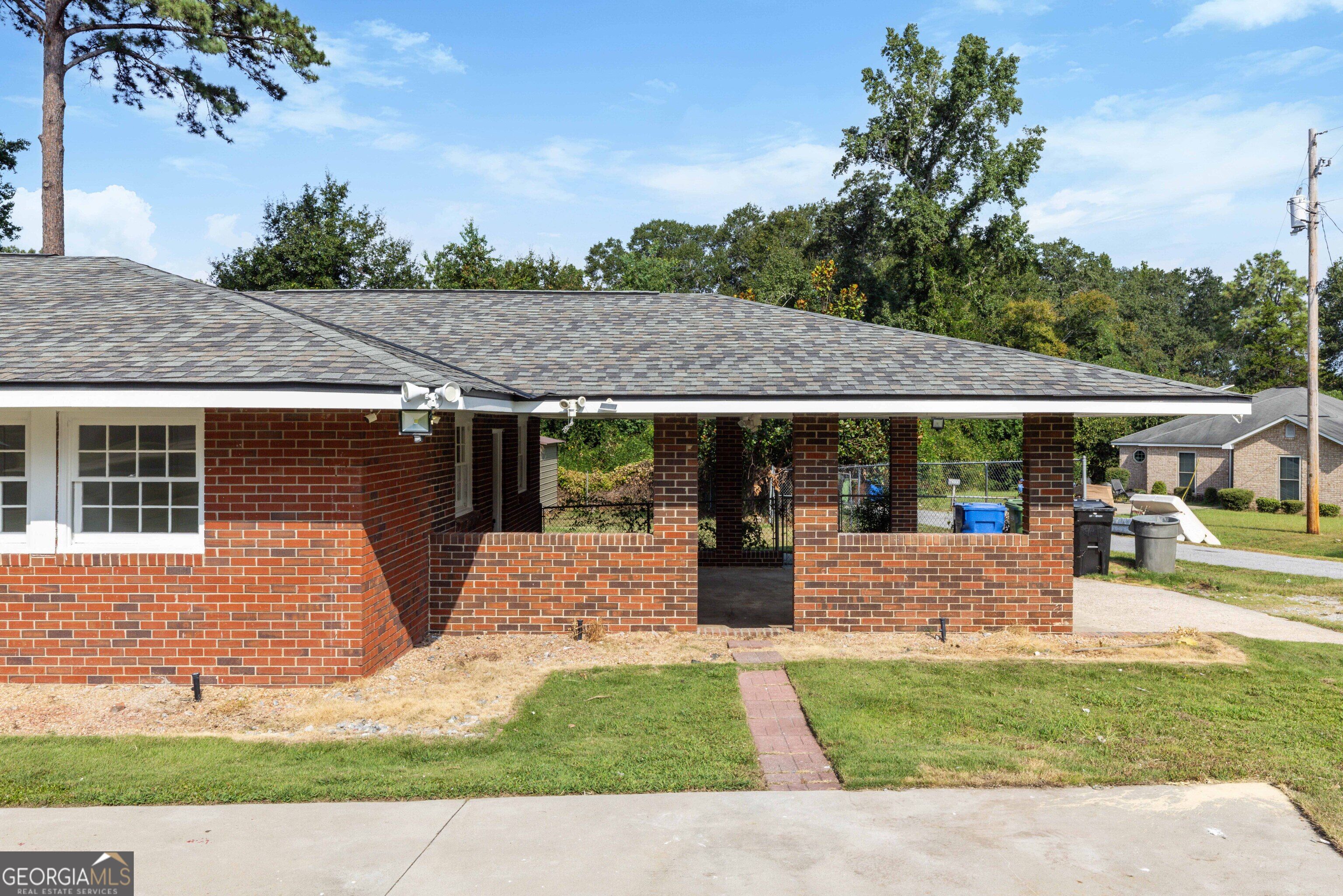 1841 Celeste DR