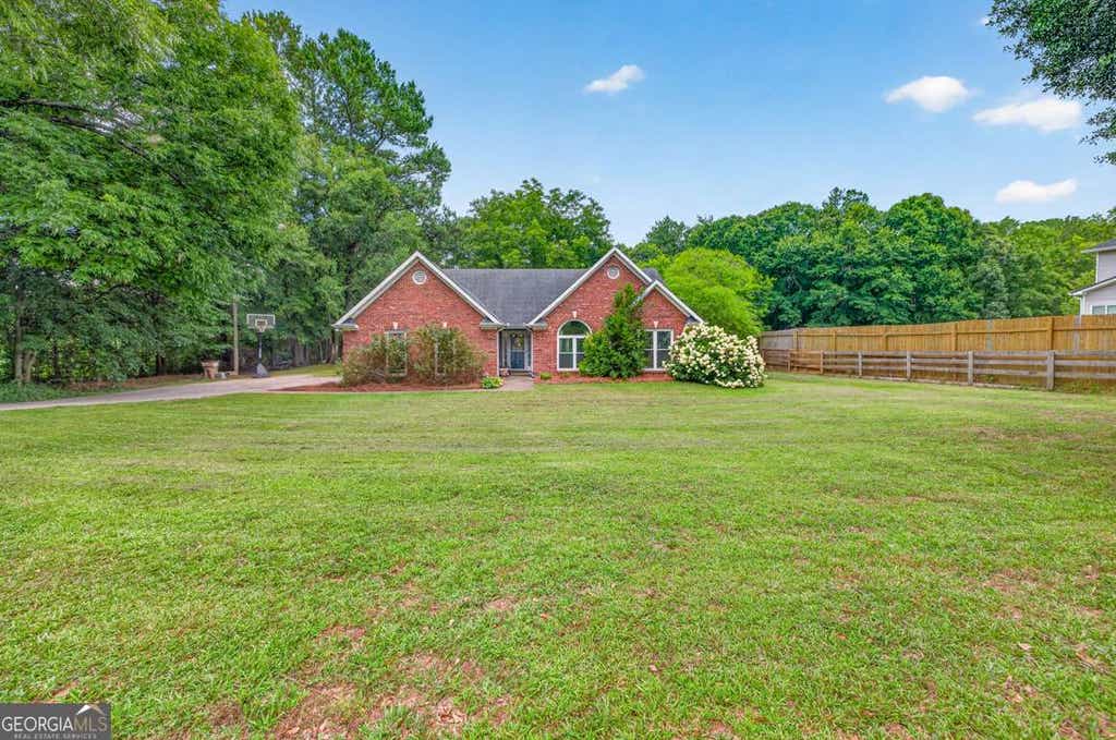 Photo of 841 Highway 82, Winder, GA 30680 (MLS # 10800775)