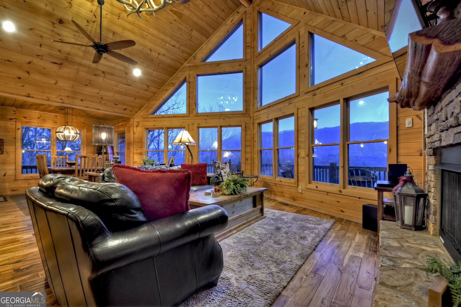 411 Ridge TRL