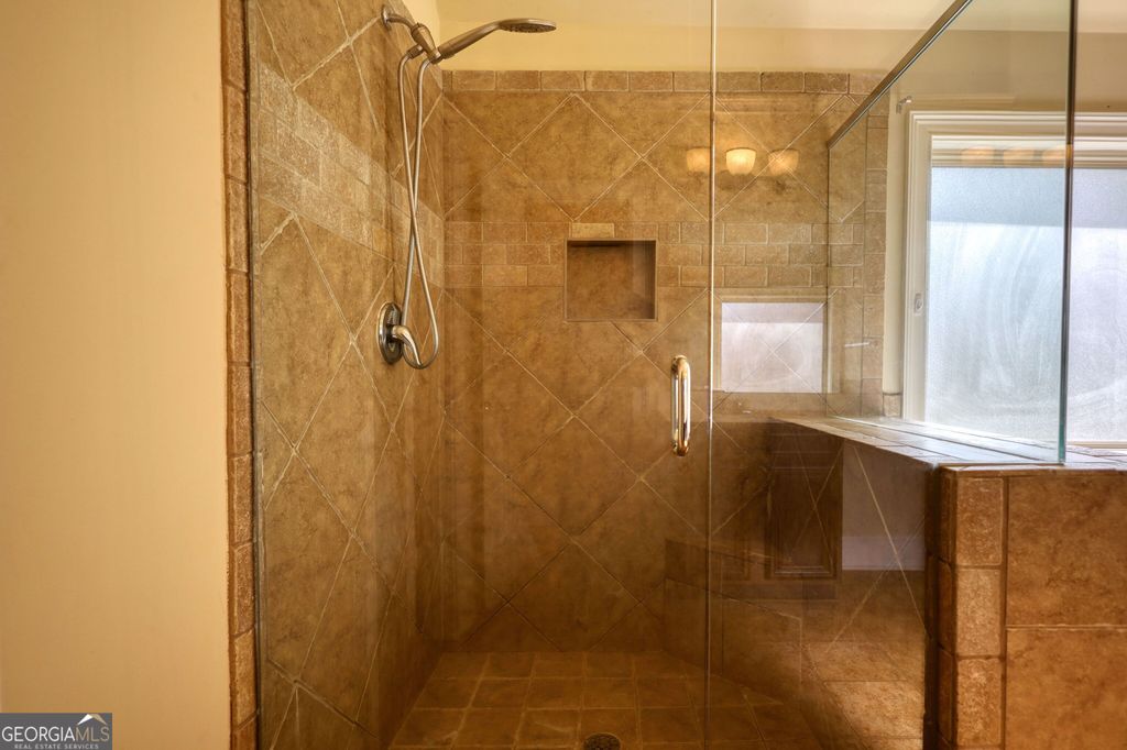 listing image 55