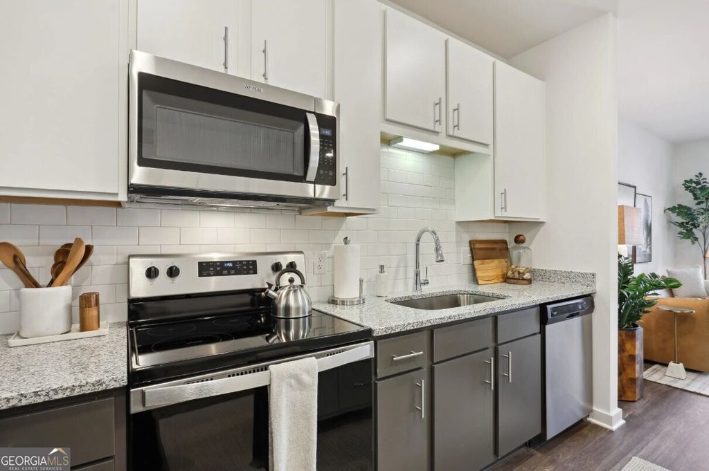 Photo of 75 Overlook Parkway SE #516, Cartersville, GA 30121 (MLS # 10641843)