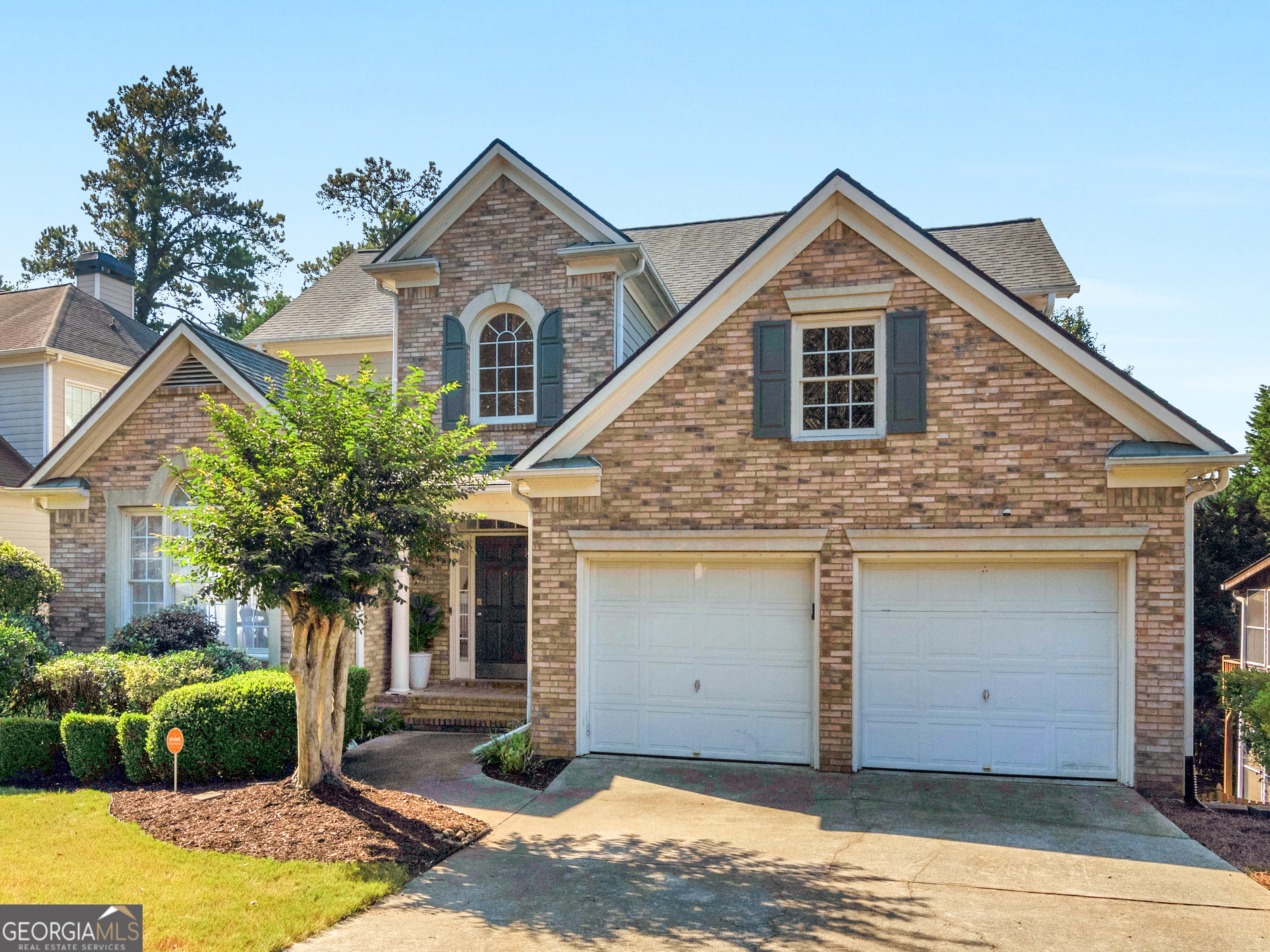 152 Vinings Lake CT SW