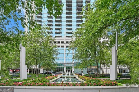 Photo of 3324 Peachtree Road NE #905, Atlanta, GA 30326 (MLS # 10790642)