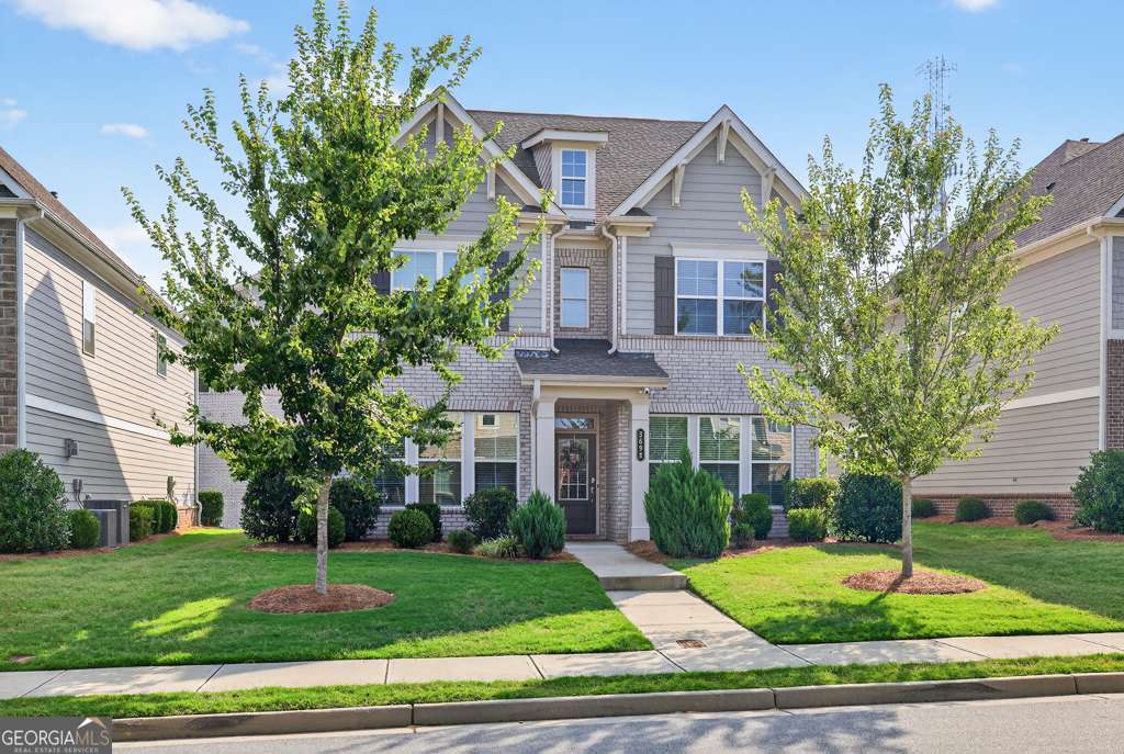 3698 Davenport RD