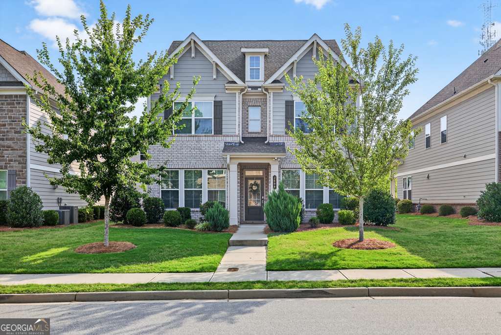 3698 Davenport RD