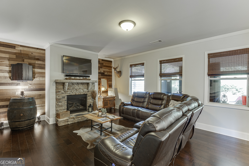 Whispering Creeks - Residential