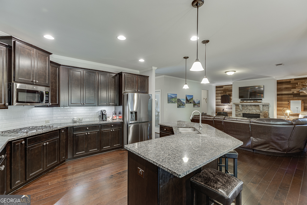 Whispering Creeks - Residential